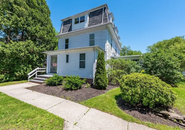 Homes for sale in Amherst, MA | 95 E Pleasant St #H, Amherst, MA 01002 | MLS# 73538232