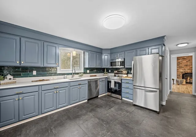 5th image of 128 Quaker Meeting House Rd, Sandwich, MA 02537 | MLS# 73506706