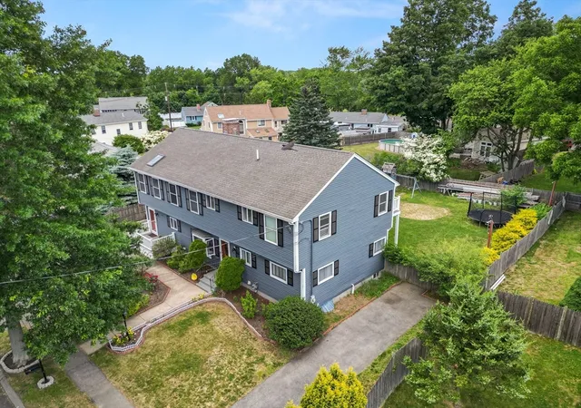3rd image of 6 Vista Dr, Danvers, MA 01923 | MLS# 73537246