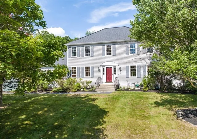 Homes for sale in Upton, MA | 20 Josiah Dr, Upton, MA 01568 | MLS# 73538003