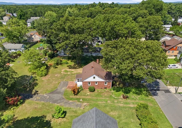 36th image of 78 Wollaston St, Springfield, MA 01119 | MLS# 73561042