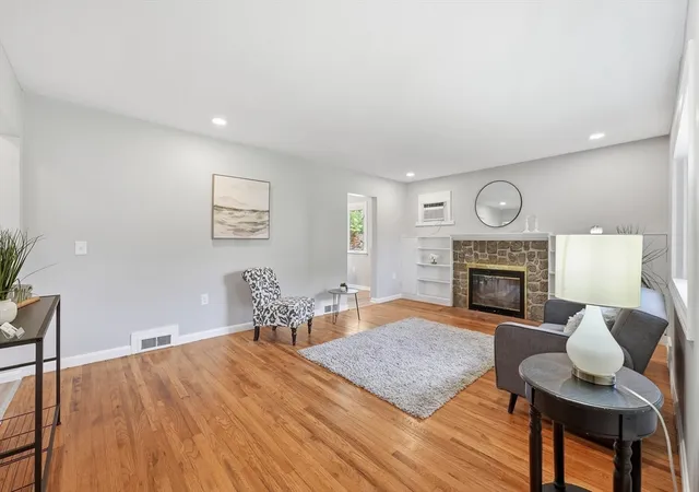 5th image of 78 Wollaston St, Springfield, MA 01119 | MLS# 73561042