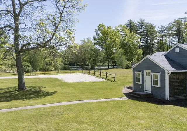 Homes for sale in Duxbury, MA | 459 Union Bridge Rd, Duxbury, MA 02332 | MLS# 73524889