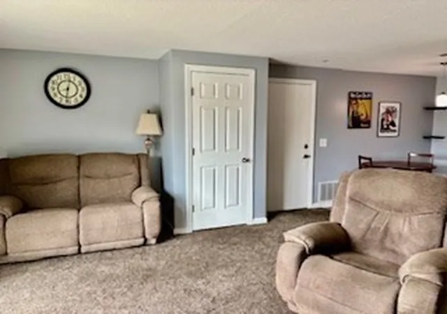 Homes for sale in New Bedford, MA | 1471 Braley Rd #8, New Bedford, MA 02745 | MLS# 73496272