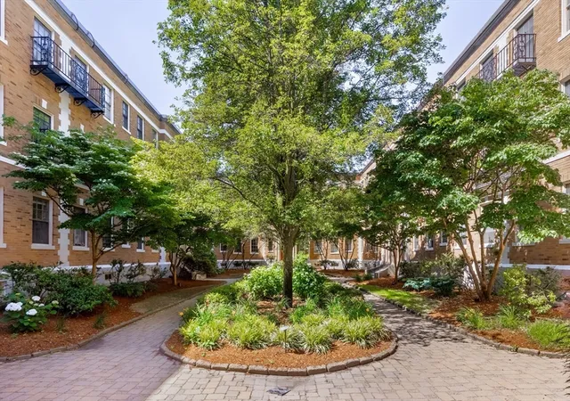 Homes for sale in Cambridge, MA | 850 Massachusetts Avenue #11, Cambridge, MA 02139 | MLS# 73545815