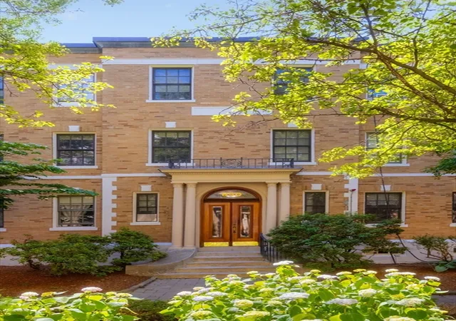 Homes for sale in Cambridge, MA | 850 Massachusetts Avenue #11, Cambridge, MA 02139 | MLS# 73545815