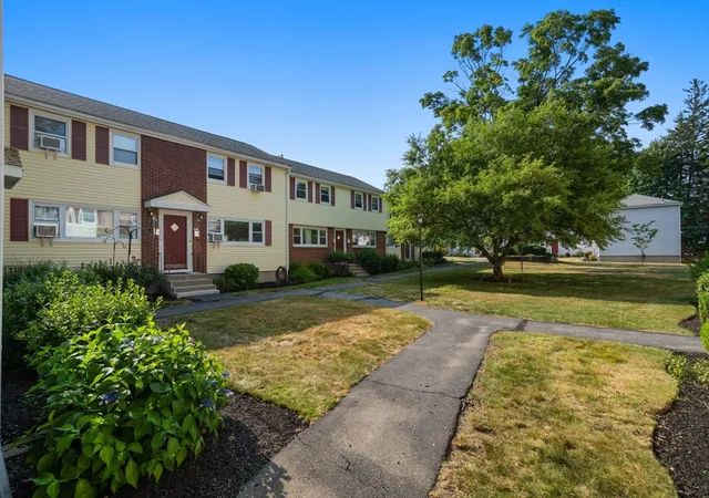 2nd image of 31 Prescott St #31, Framingham, MA 01702 | MLS# 73550405