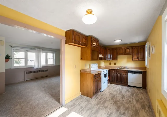 4th image of 31 Prescott St #31, Framingham, MA 01702 | MLS# 73550405