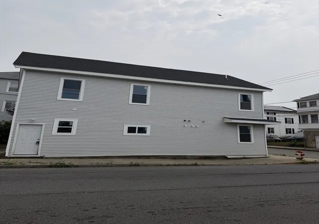 2nd image of 82 William St, Fall River, MA 02721 | MLS# 73554971