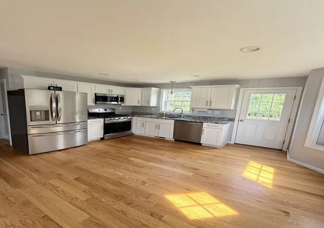 Photo 4 of Sale Pending at 85 Riley Rd #115, Tyngsborough, MA 01879 | MLS# 73569159 | Listing updated on 2026-09-23
