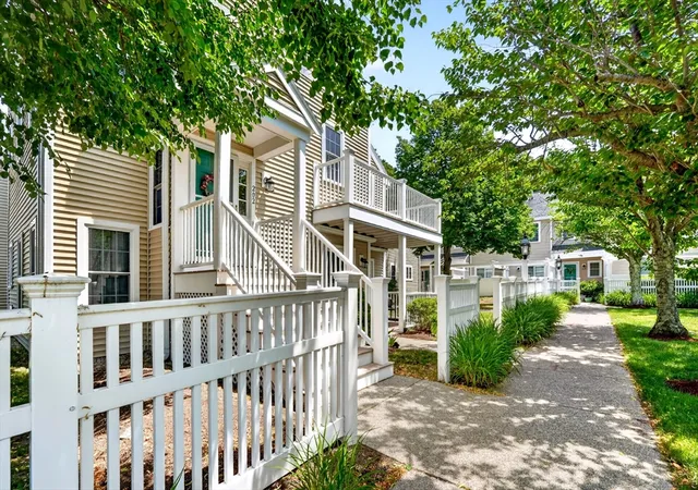 Homes for sale in Braintree, MA | 202 Allerton Lane #202, Braintree, MA 02184 | MLS# 73538062