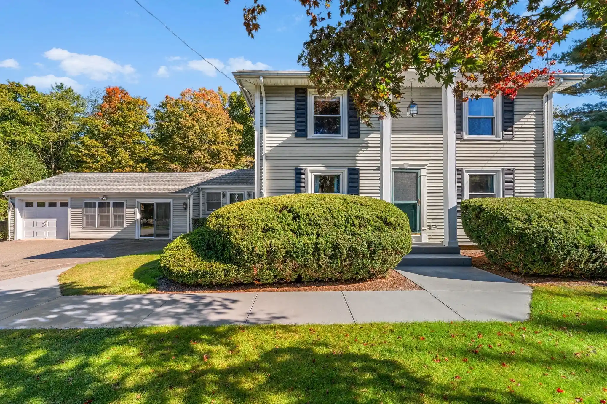 Photo 1 of Single family home for sale at 548 Plymouth St, East Bridgewater, MA 02333 | MLS# 73591067 | Listing updated on 2026-10-29