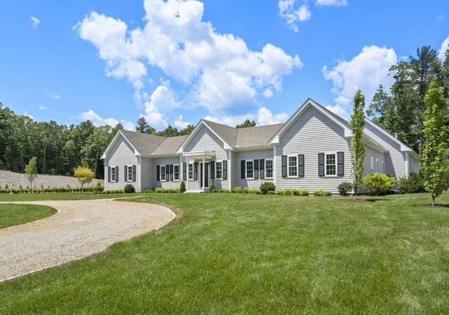 Homes for sale in Duxbury, MA | 28 Teakettle Ln, Duxbury, MA 02332 | MLS# 73541769