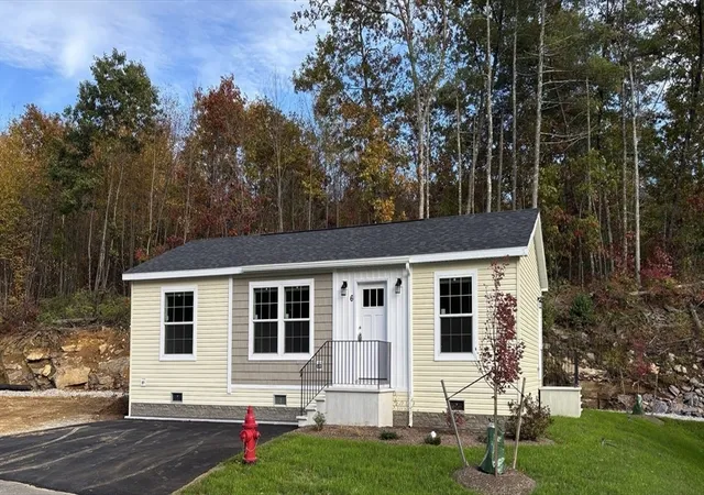Homes for sale in Sturbridge, MA | 6 Pinrock Dr, Sturbridge, MA 01566 | MLS# 73492293