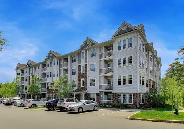 Homes for sale in Reading, MA | 62 Abigail Way #4006, Reading, MA 01867 | MLS# 73523729