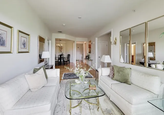 Homes for sale in Reading, MA | 62 Abigail Way #4006, Reading, MA 01867 | MLS# 73523729
