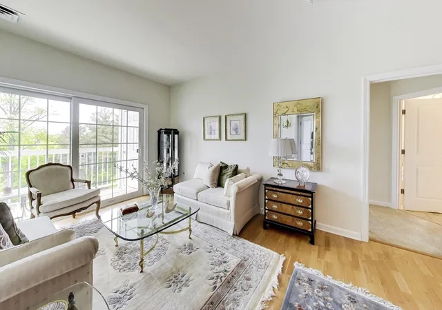 Homes for sale in Reading, MA | 62 Abigail Way #4006, Reading, MA 01867 | MLS# 73523729