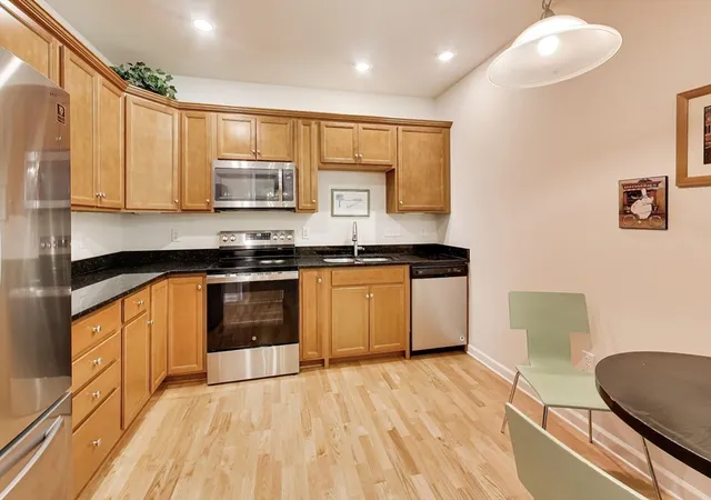 Homes for sale in Reading, MA | 62 Abigail Way #4006, Reading, MA 01867 | MLS# 73523729