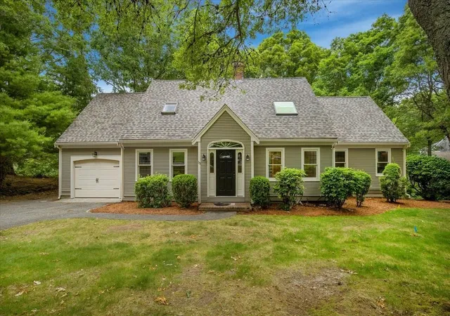 Photo 3 of Sale Pending at 30 Currycomb Cir, Barnstable, MA 02668 | MLS# 73541607 | Listing updated on 2026-10-02