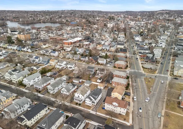 33rd image of 98 Harlow St, Arlington, MA 02474 | MLS# 73498868