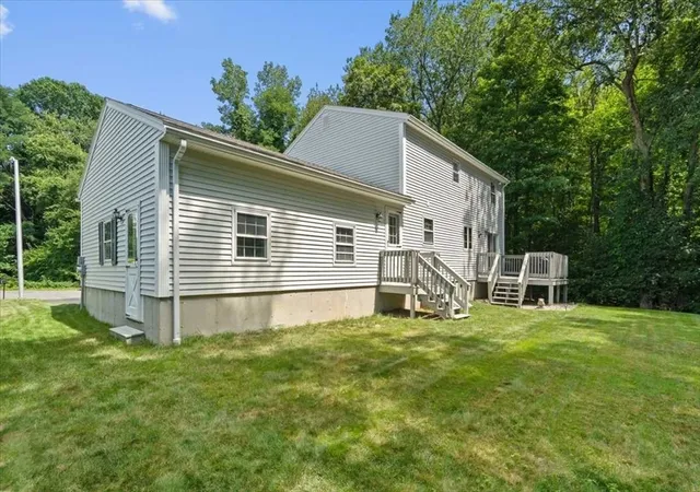 Photo 3 of Sale Pending at 76 Brookhaven Rd, Worcester, MA 01606 | MLS# 73566106 | Listing updated on 2026-09-07