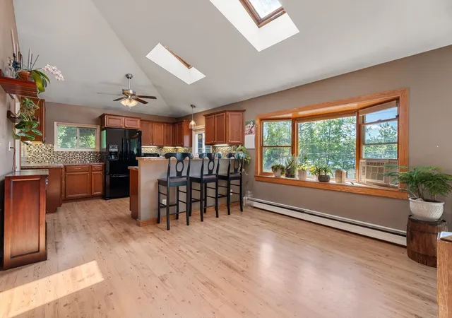 Homes for sale in Upton, MA | 10 Hopkinton Rd, Upton, MA 01568 | MLS# 73538093