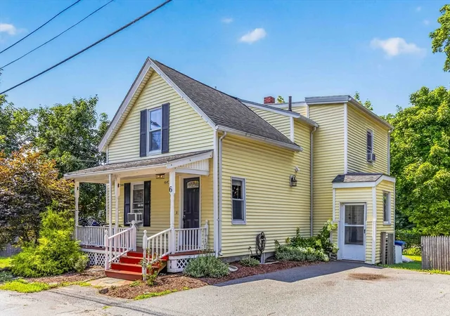 2nd image of 6 Carter Pl, Woburn, MA 01801 | MLS# 73567811