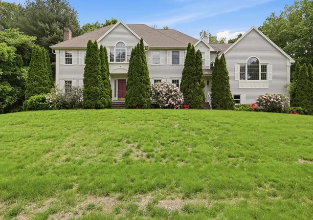 Photo 1 of Single family home for sale at 4 Farnham Cir, Andover, MA 01810 | MLS# 73528815 | Listing updated on 2026-06-11