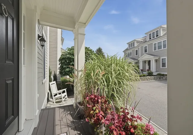 2nd image of 10 James Ln #10, Cohasset, MA 02025 | MLS# 73565573