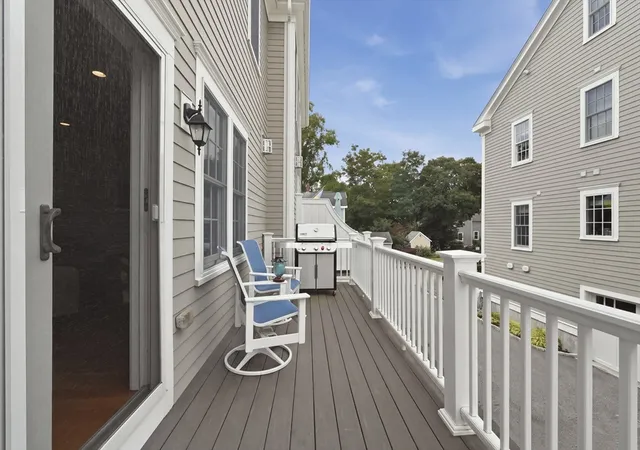 31st image of 10 James Ln #10, Cohasset, MA 02025 | MLS# 73565573