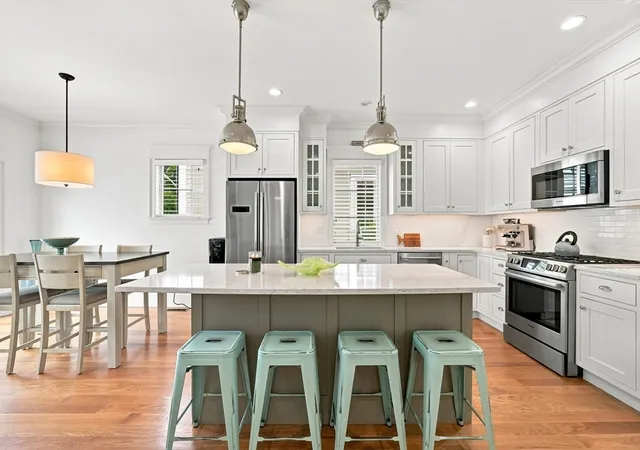 5th image of 10 James Ln #10, Cohasset, MA 02025 | MLS# 73565573