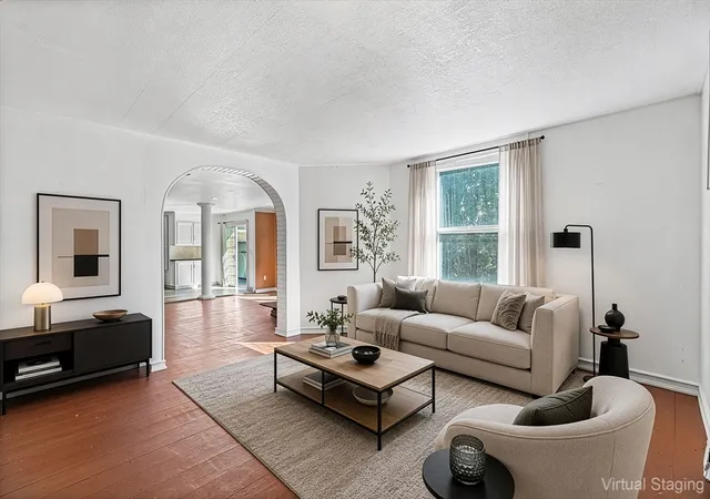 Listing Photo 4 - Condo for sale in building located at 56 Park St, Hudson, MA 01702