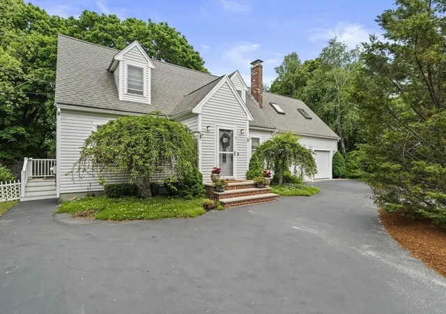 Photo 4 of Single family home for sale at 6 Country Way, Marshfield, MA 02050 | MLS# 73529567 | Listing updated on 2026-06-10