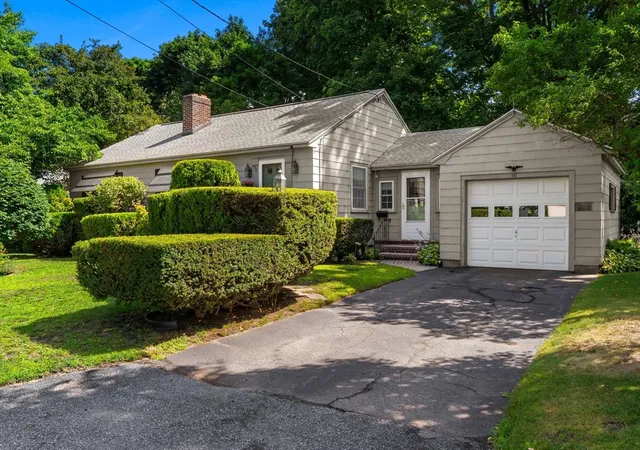 1st image of 187 Havilah St, Lowell, MA 01852 | MLS# 73554716
