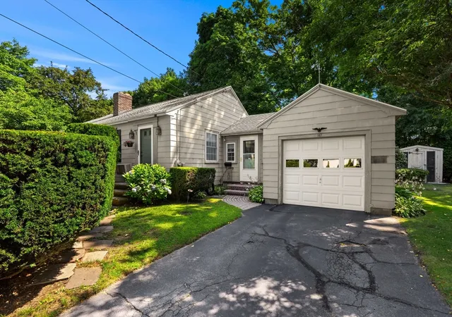 2nd image of 187 Havilah St, Lowell, MA 01852 | MLS# 73554716
