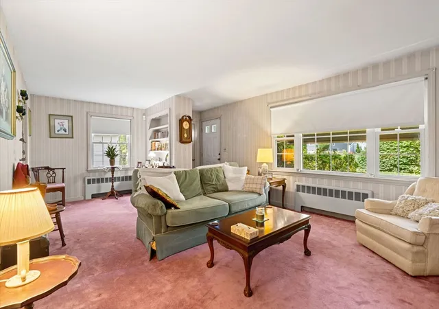 3rd image of 187 Havilah St, Lowell, MA 01852 | MLS# 73554716