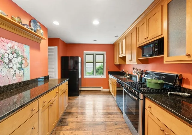 5th image of 4 Barberry Mew #4, Sandwich, MA 02563 | MLS# 73547948