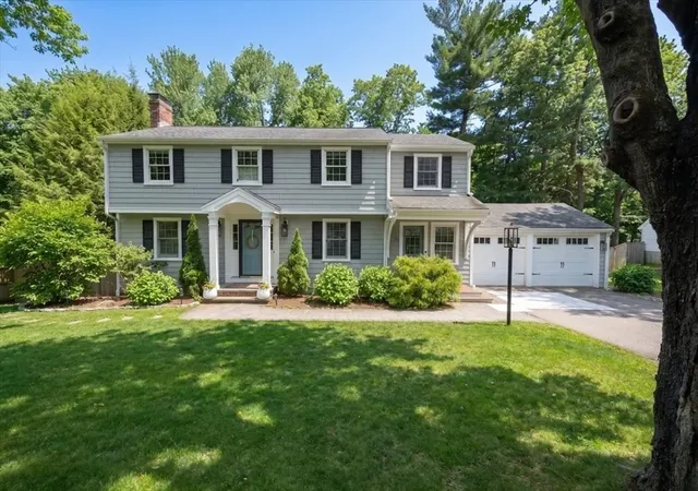 1st image of 36 Independence Ln, Hingham, MA 02043 | MLS# 73537026