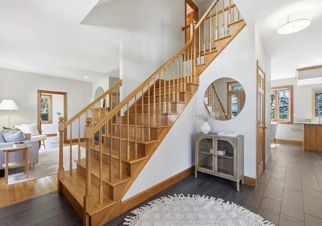 3rd image of 133 Fairmount St, Lowell, MA 01852 | MLS# 73541564