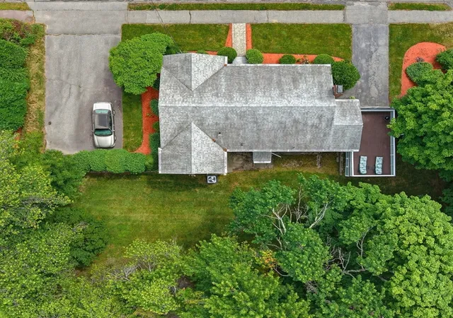 41st image of 11 Preston St, Wakefield, MA 01880 | MLS# 73545171