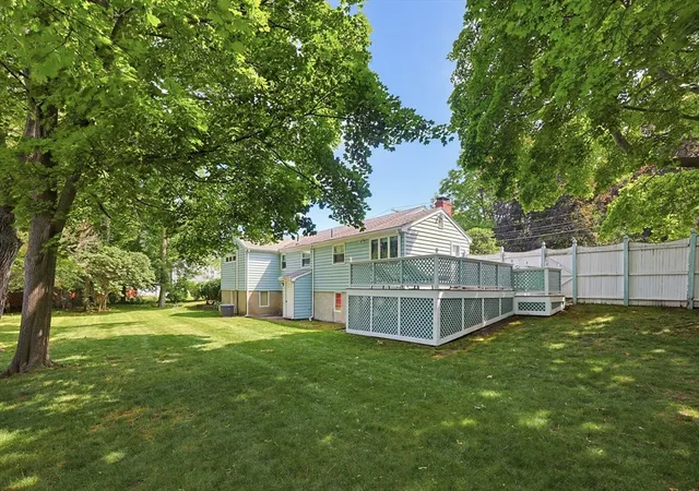 4th image of 11 Preston St, Wakefield, MA 01880 | MLS# 73545171