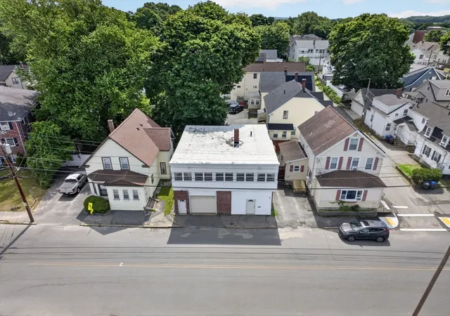 4th image of 84 Lowell St, Methuen, MA 01844 | MLS# 73548943
