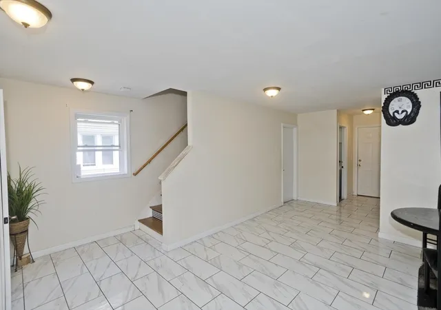 Photo 4 of Single family home for sale at 175 Bloomfield St, Springfield, MA 01108 | MLS# 73546154 | Listing updated on 2026-08-07