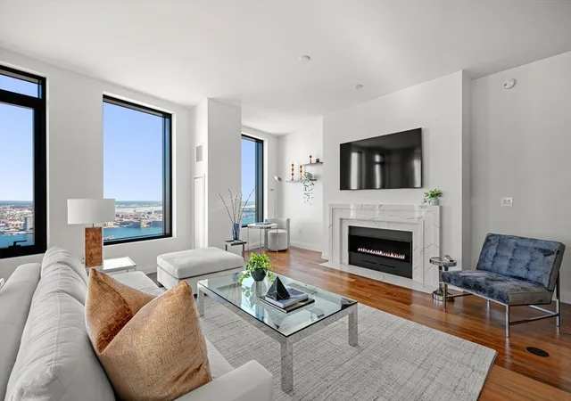 1st image of 110 Sudbury Street #4605, Boston, MA 02114 | MLS# 73522077