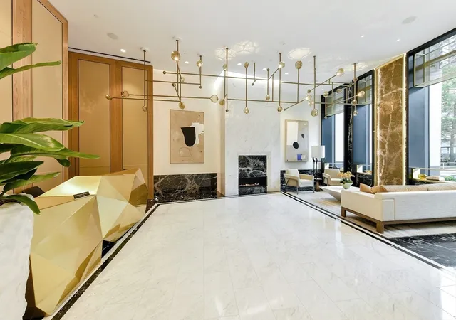 42nd image of 110 Sudbury Street #4605, Boston, MA 02114 | MLS# 73522077
