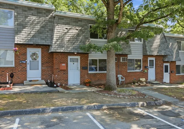1st image of 141 Thissell Ave #4, Dracut, MA 01826 | MLS# 73567998
