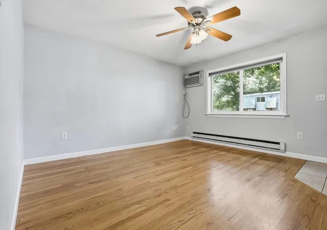 5th image of 141 Thissell Ave #4, Dracut, MA 01826 | MLS# 73567998