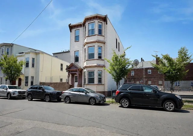 1st image of 68 Brooks St, East Boston, MA 02128 | MLS# 73562974