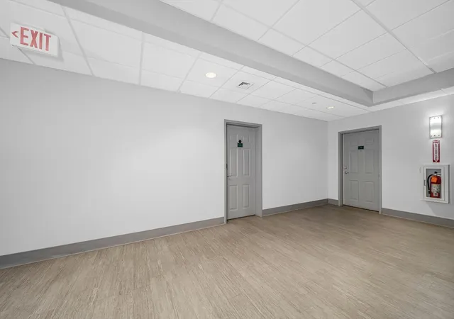 Homes for sale in Peabody, MA | 8 Walnut St, Peabody, MA 01960 | Houzeo