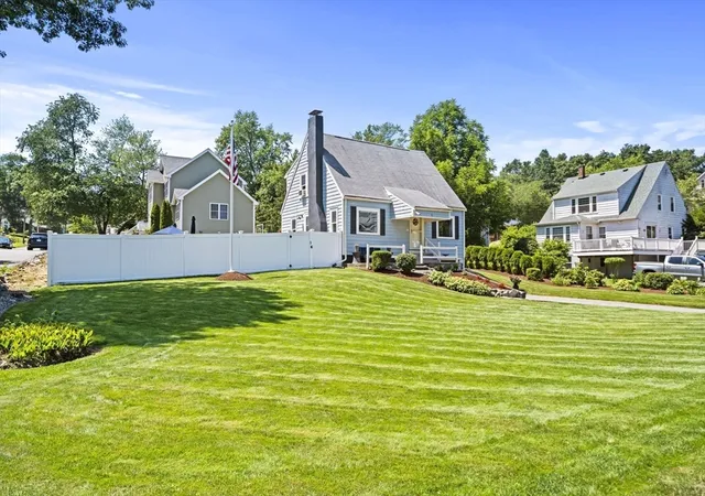 Photo 3 of Sale Pending at 1 Brook Rd, Woburn, MA 01801 | MLS# 73556153 | Listing updated on 2026-09-10